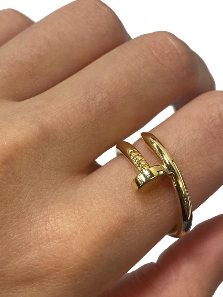 Nail Ring
